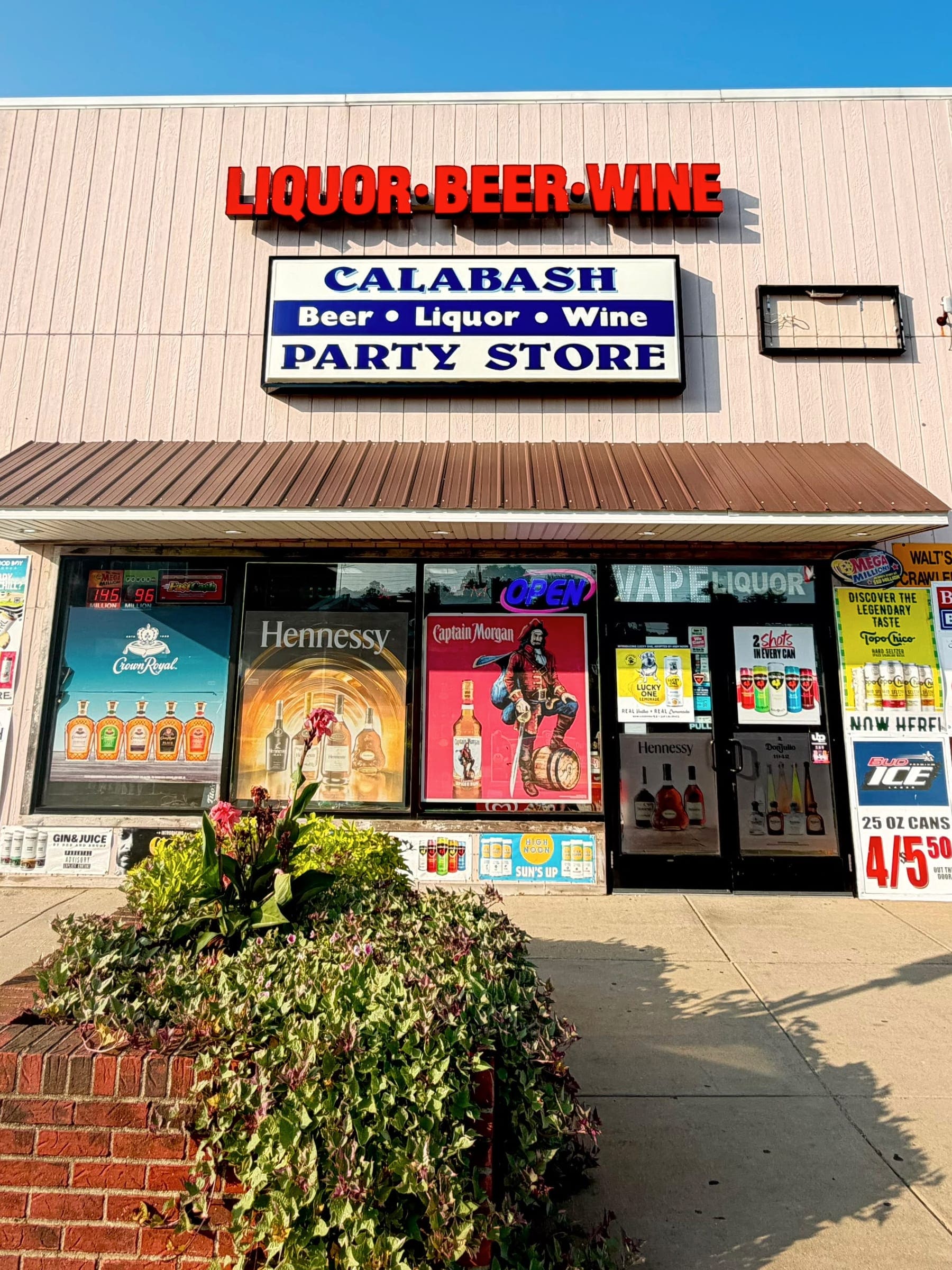 The Calabash Party Store storefront on W Monroe Street in Bangor, Michigan.